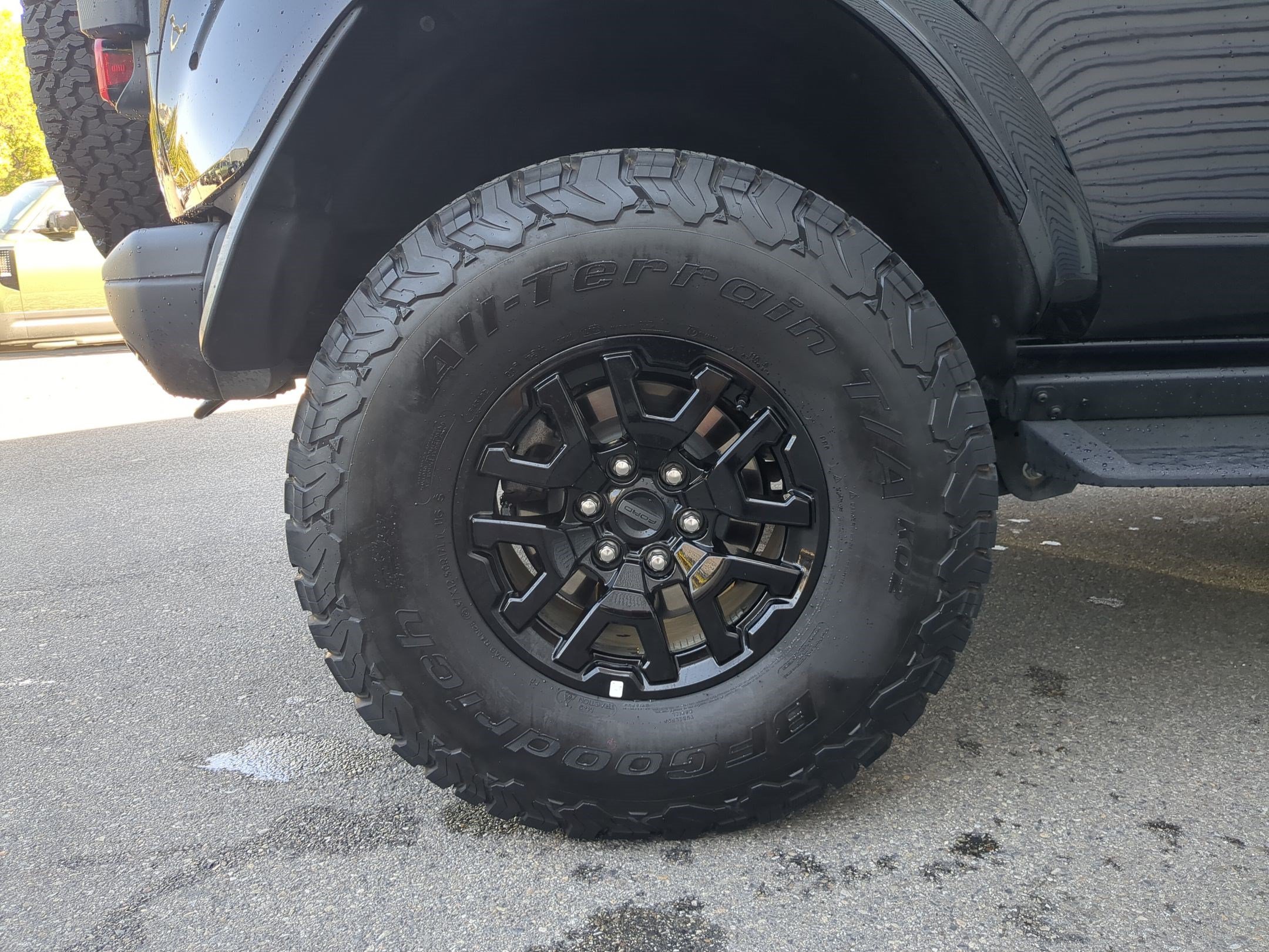 Used 2025 Ford Bronco Raptor w/ Interior Carbon Fiber Pack AWD/4WD image 33