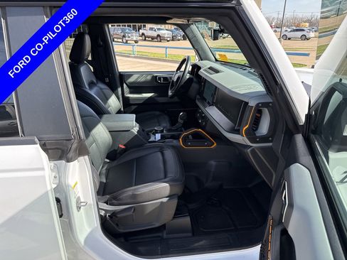 Used 2021 Ford Bronco Badlands image 15