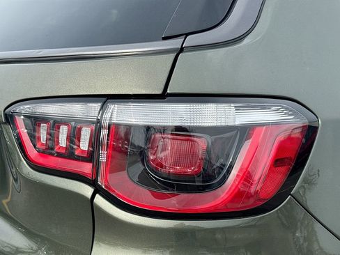 Used 2018 Jeep Compass Trailhawk w/ Safe & Security Group image 29