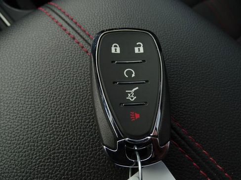 Used 2024 Chevrolet Equinox RS image 37