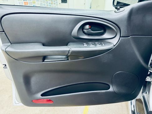 Used 2008 Chevrolet TrailBlazer SS w/ Sun And Sound Package image 30