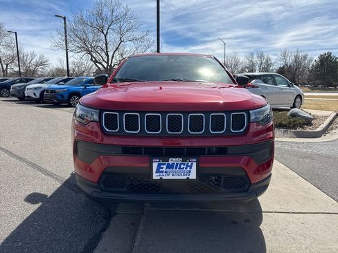 Used 2023 Jeep Compass Sport image 8