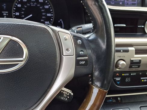 Used 2014 Lexus ES 350 w/ Premium Package FWD image 23