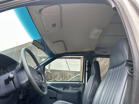 Used 1997 Ford Aerostar RWD image 11
