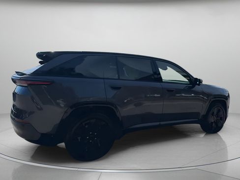 Used 2025 Jeep Wagoneer S Launch Edition image 29