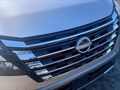 Used 2025 Nissan Rogue SL w/ Tech Package image 33