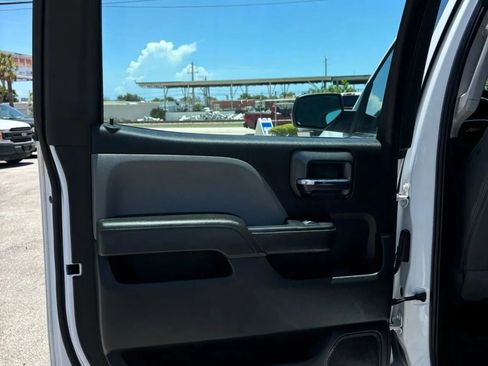 Used 2019 Chevrolet Silverado 2500 W/T AWD/4WD image 27