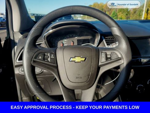 Used 2020 Chevrolet Trax LS w/ Tint and Cruise Package image 15