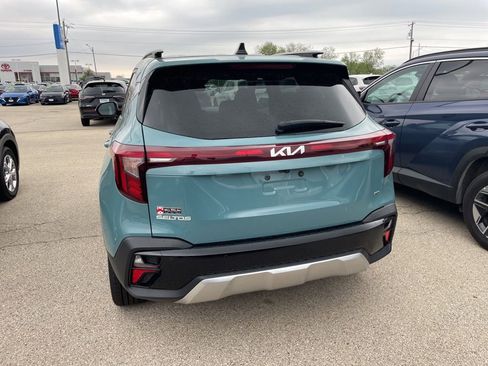 Used 2026 Kia Seltos EX w/ EX Sunroof Package AWD/4WD image 3