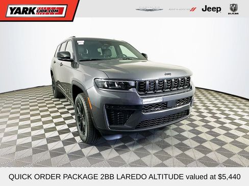 New 2026 Jeep Grand Cherokee L 4WD image 1