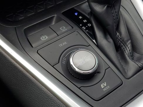 Used 2019 Toyota RAV4 XSE w/ XSE Weather Package AWD/4WD image 34