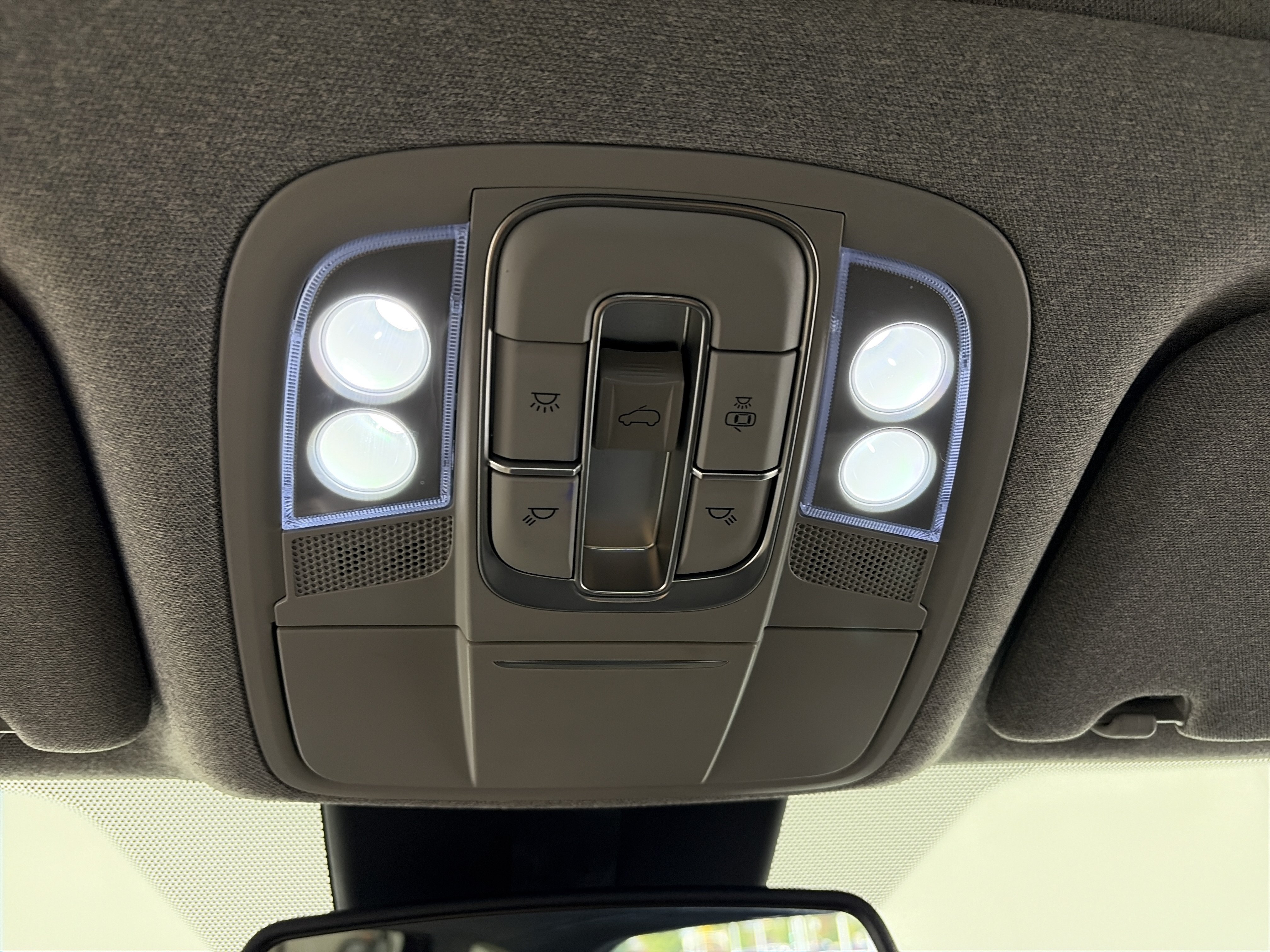 Used 2019 Hyundai Santa Fe FWD image 34