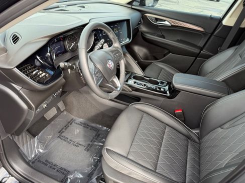 Used 2023 Buick Envision Avenir image 20