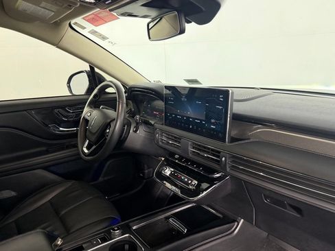 Used 2024 Lincoln Corsair Grand Touring AWD/4WD image 27