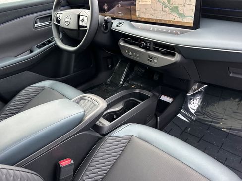 New 2026 Nissan Leaf Platinum+ FWD image 16