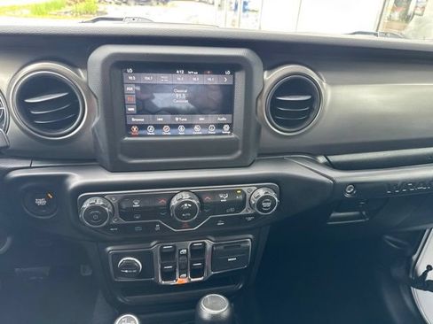 Used 2023 Jeep Wrangler Unlimited AWD/4WD image 20