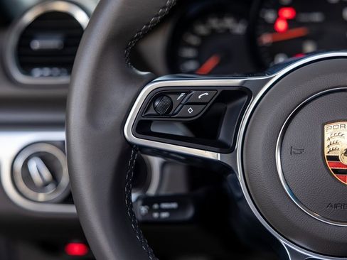 Used 2025 Porsche 718 Boxster image 35