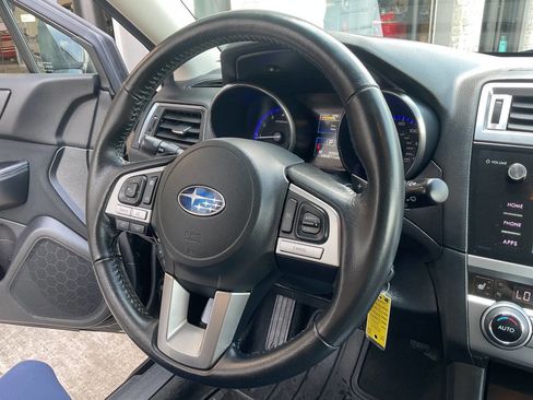 Used 2016 Subaru Outback 2.5i Premium AWD/4WD image 18