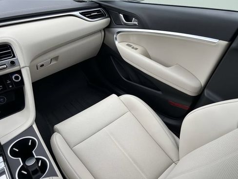 Used 2026 Genesis G70 2.5T RWD image 20