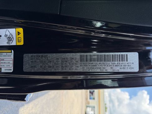 Certified 2020 Jeep Wrangler Unlimited Sport S AWD/4WD image 31
