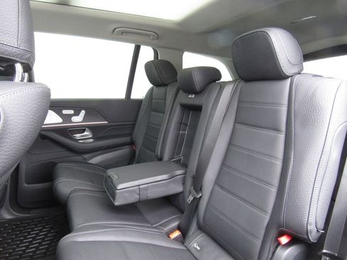 New 2026 Mercedes-Benz GLS 450 GLS 450 image 15