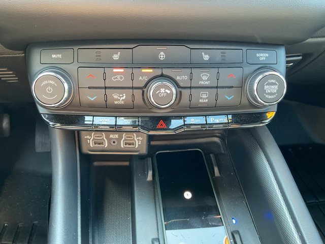 Used 2025 Dodge Durango R/T w/ Blacktop Package AWD/4WD image 33
