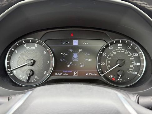 Used 2023 INFINITI QX50 Sport AWD/4WD image 14