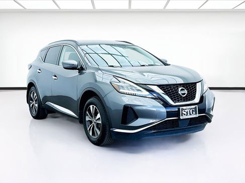 Used 2019 Nissan Murano SV image 3