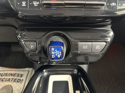 Used 2016 Toyota Prius Three image 19
