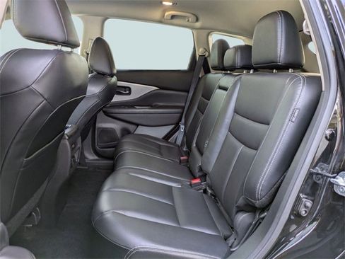 Used 2023 Nissan Murano SV image 14
