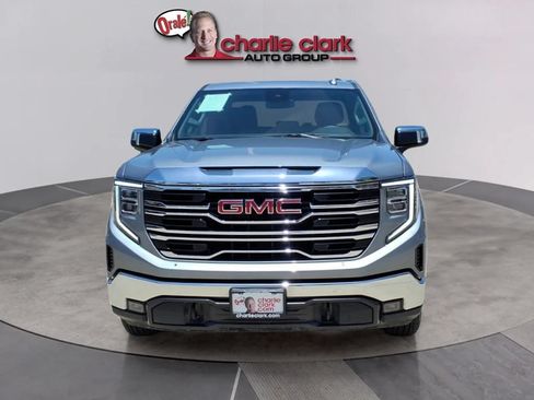 Used 2026 GMC Sierra 1500 SLT AWD/4WD image 9