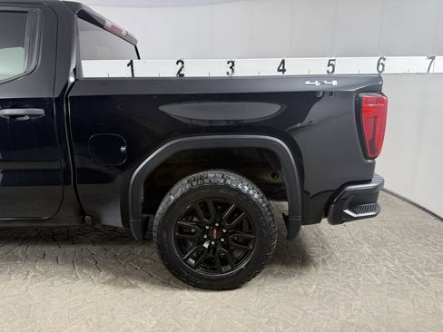 Used 2023 GMC Sierra 1500 Pro w/ Graphite Edition AWD/4WD image 5