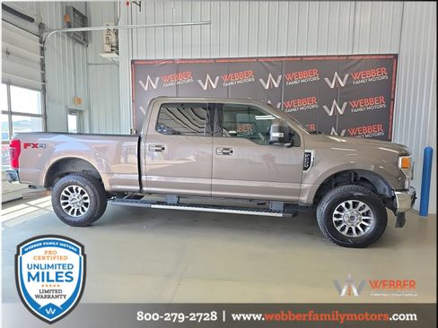 Used 2022 Ford F250 Lariat w/ Lariat Ultimate Package AWD/4WD image 3