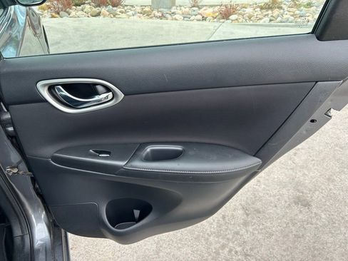 Used 2019 Nissan Sentra SV image 28