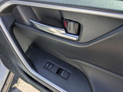 Used 2024 Toyota RAV4 XLE image 31