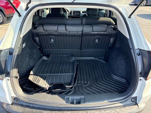 Used 2021 Honda HR-V EX image 25