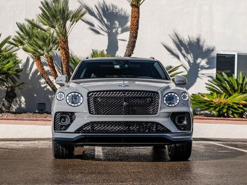Used 2023 Bentley Bentayga Speed image 35