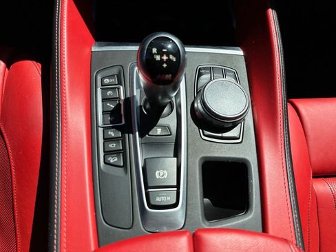 Used 2018 BMW X5 M AWD/4WD image 23