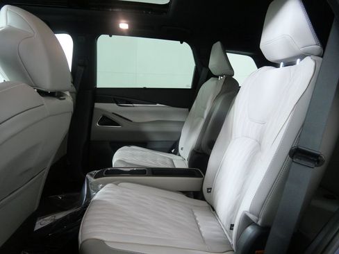 New 2026 INFINITI QX60 Autograph w/ Dark Cargo Package image 17