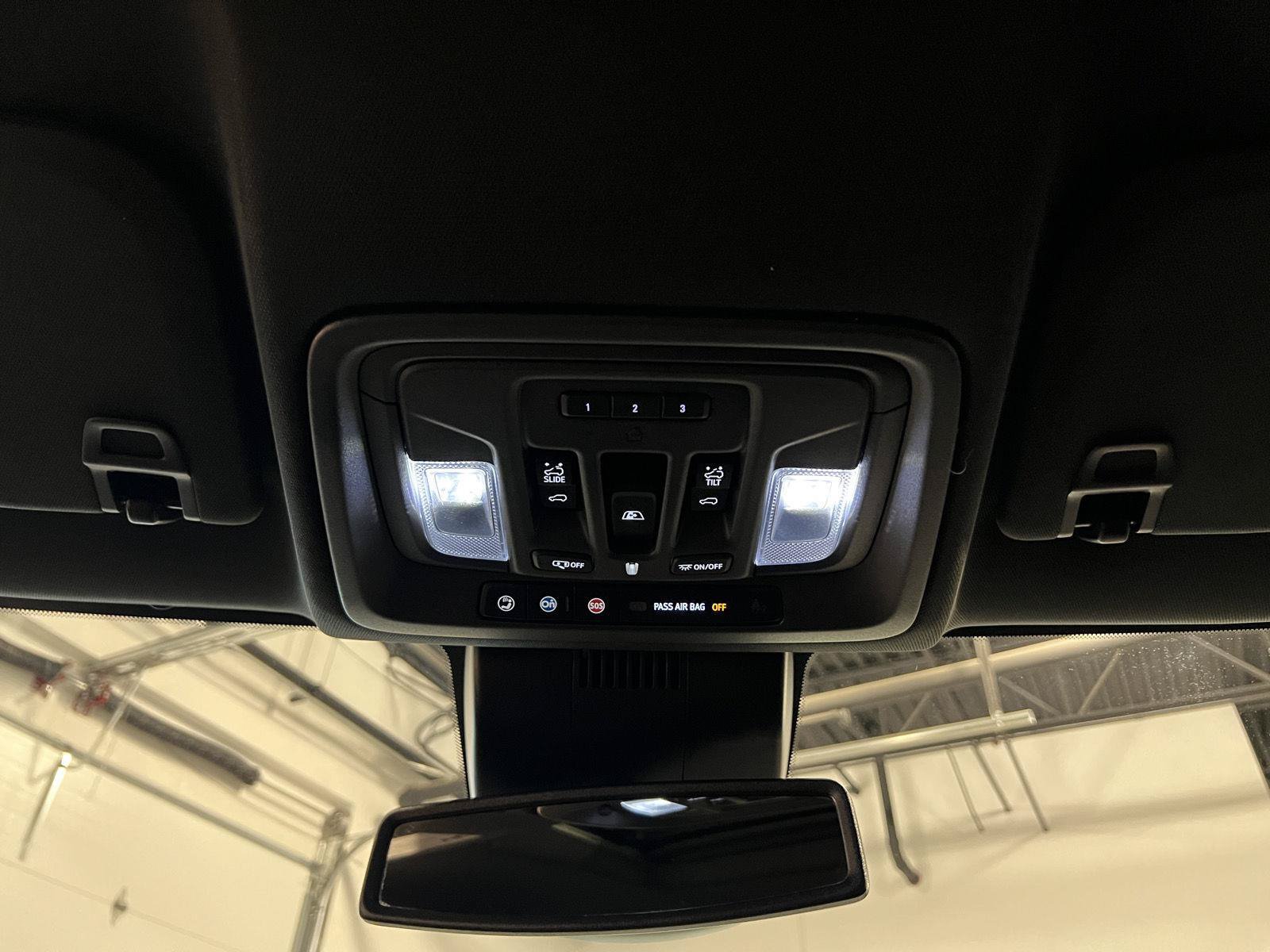 Used 2023 GMC Sierra 1500 AT4 w/ AT4 Preferred Package AWD/4WD image 24
