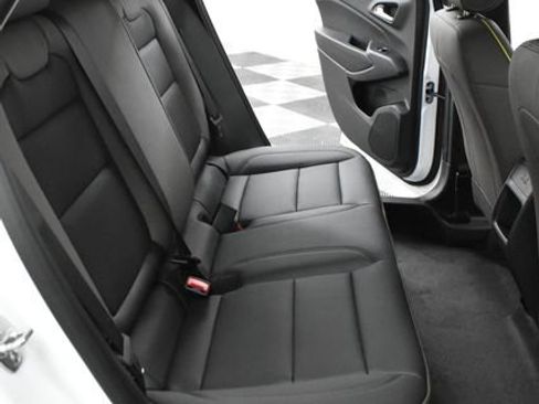 New 2025 Chevrolet Trax ACTIV w/ Driver Confidence Package image 23