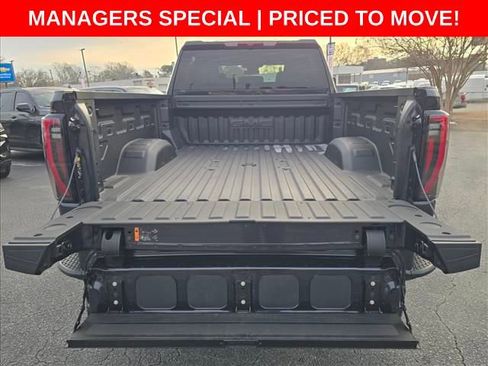 Used 2026 GMC Sierra 3500 AT4 image 24