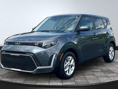 Certified 2025 Kia Soul LX w/ LX Technology Package