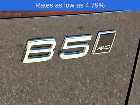 Certified 2024 Volvo V60 B5 Cross Country Plus image 37