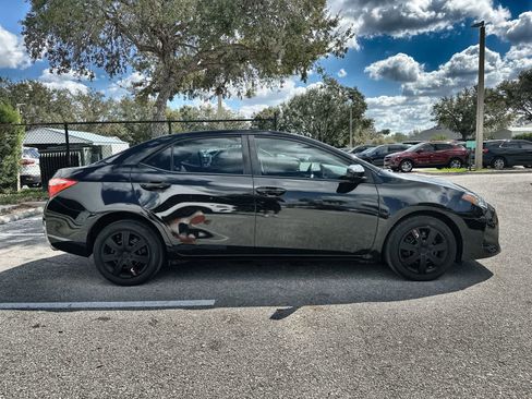 Used 2019 Toyota Corolla LE image 9