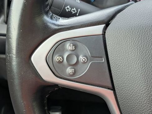 Used 2022 Chevrolet Colorado LT w/ Chrome Appearance Package RWD image 25