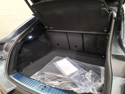 New 2026 Porsche Cayenne Coupe image 30