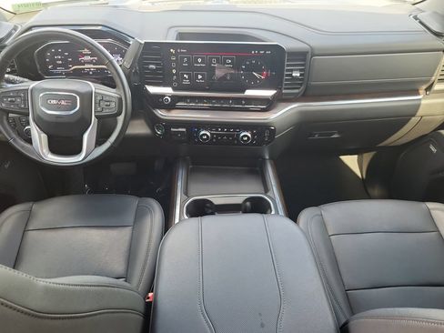 Used 2024 GMC Sierra 2500 SLT w/ SLT Premium Package AWD/4WD image 17