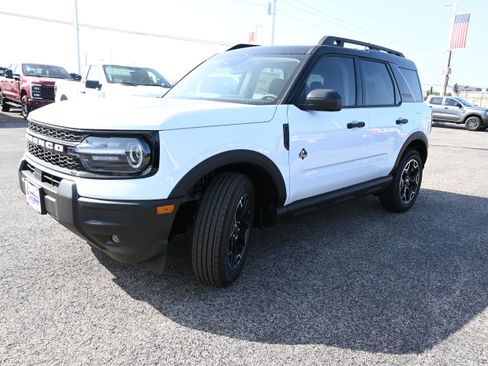 New 2026 Ford Bronco Sport Outer Banks AWD/4WD image 8