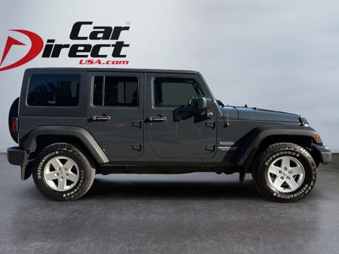 Used 2017 Jeep Wrangler Unlimited Sport w/ Quick Order Package 24S AWD/4WD image 13
